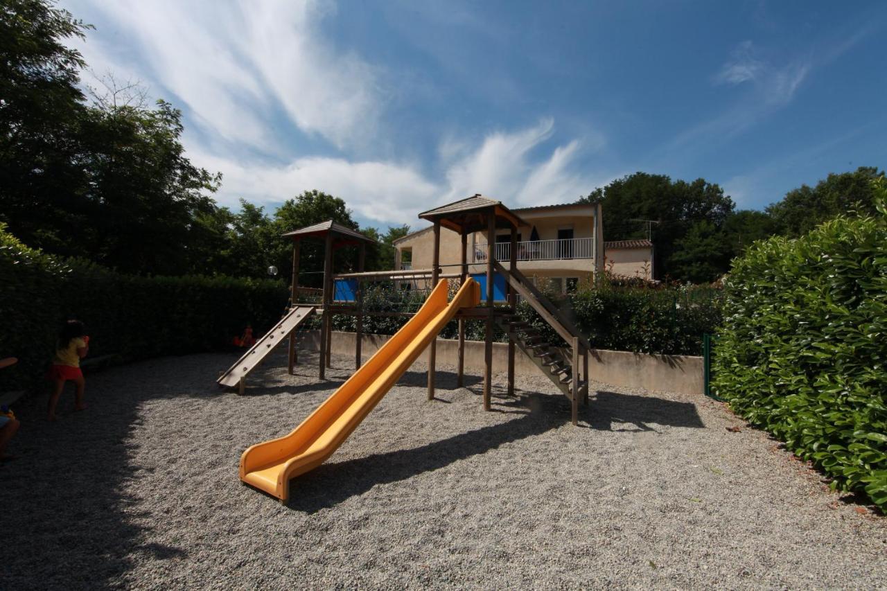 ホテルCamping Chaulet Plage Berrias-et-Casteljau エクステリア 写真